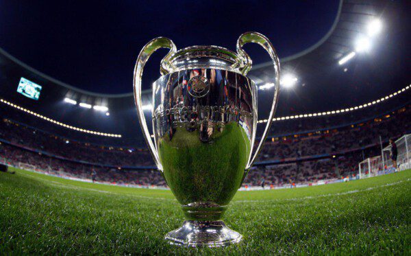 La Champions League ha mejorado sus 'premios' económicos/ EFE