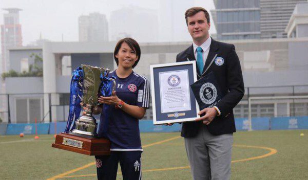 Chan Yuen-ting ha logrado el Récord Guinnes al ser la primera mujer en gana una liga nacional masculina/ WRG