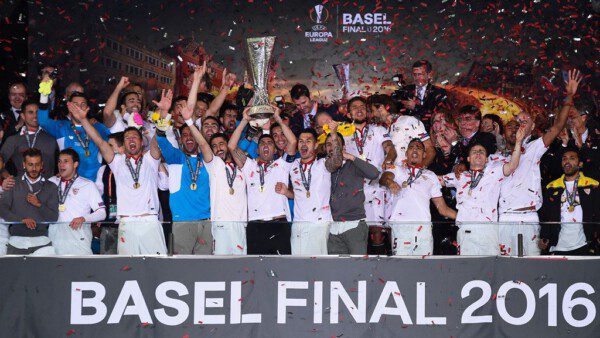 El Sevilla volvió a hacer historia y ya suma cinco títulos de Europa League/ Getty Images